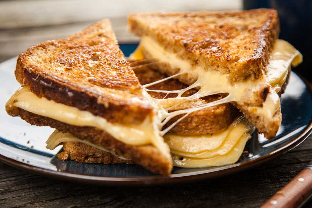 How to Make a Spectacularly Delicious Grilled Cheese Sandwich